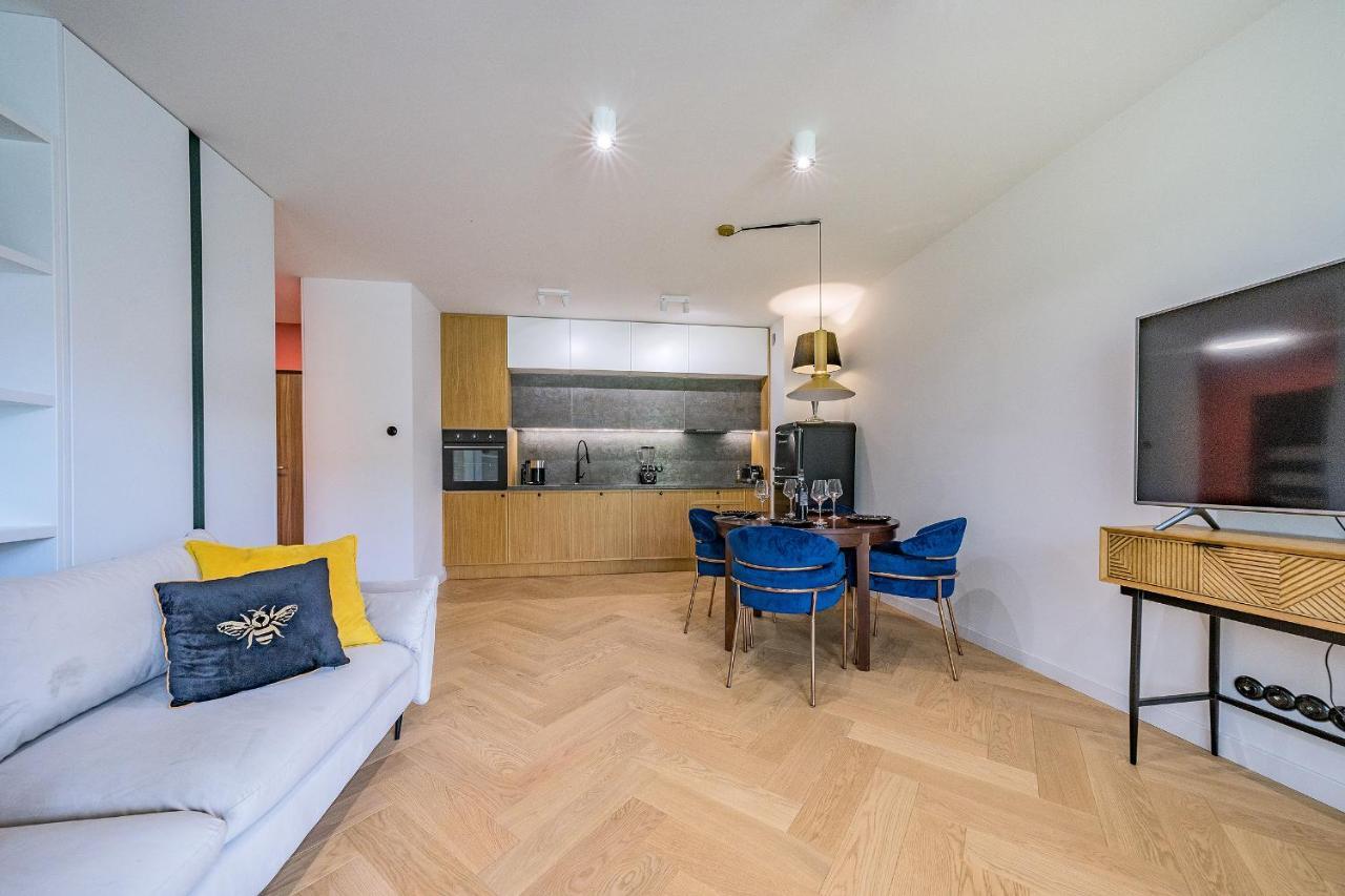Hello Apartments Chmielna With Private Parking And Balcony Danzica Esterno foto