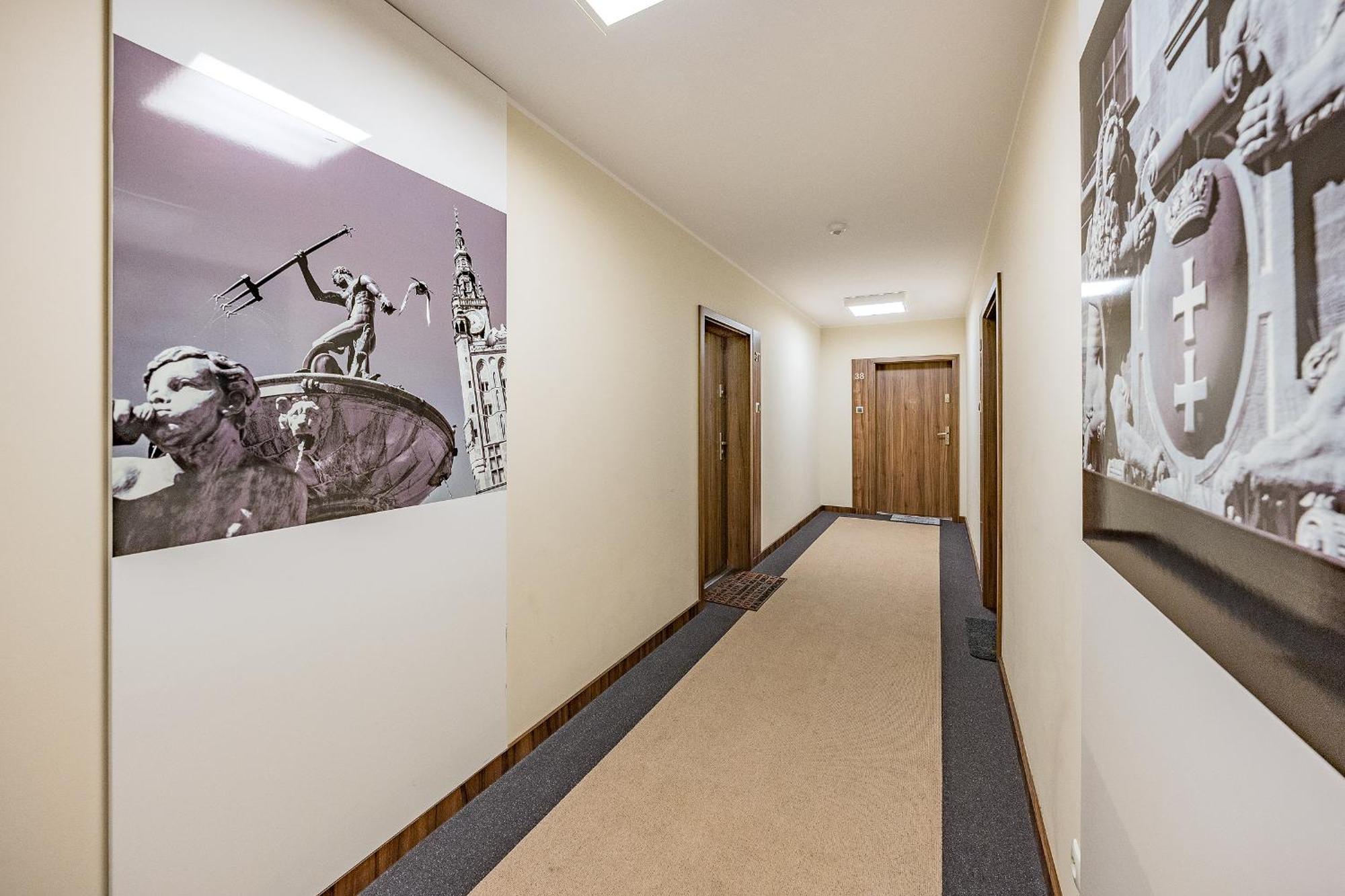 Hello Apartments Chmielna With Private Parking And Balcony Danzica Esterno foto